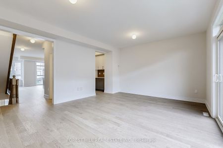 For Lease - 220 Tennant Circle, Vaughan, Ontario - Photo 3