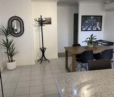 3/143 St Brigids Tce, Scarborough, WA 6019 - Photo 2