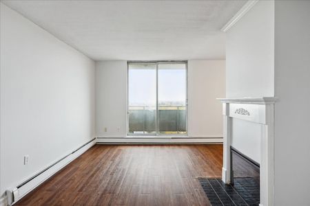 Highland Village — apartment/condo - Photo 2