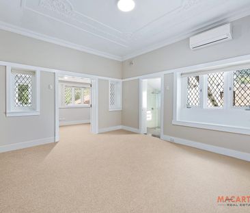 Substantial Family Oasis with North-Facing Pool in Prime Chatswood Location - Photo 4