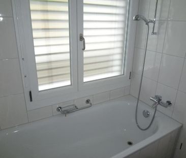 Topmoderne 3.5-Zimmer-Attika-Wohnung in Boll - Photo 4