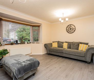 Vancouver Drive, Crawley, RH11 - Photo 1