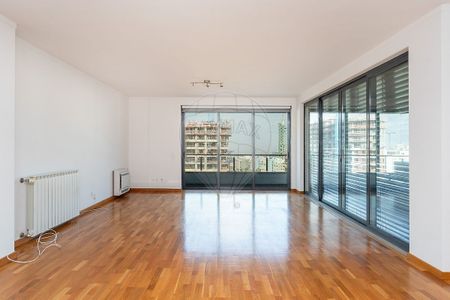 Apartamento T4 em Lisboa - Foto 2