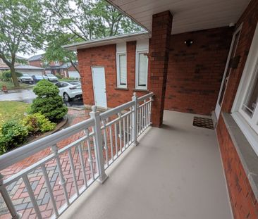 For Lease - 44 Bankview Circle, Toronto, Ontario - Photo 2