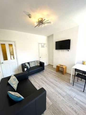 4 bedroom house share to rent - Photo 4