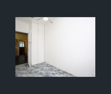 WELL PRESENTED FAMILY HOME - Photo 5