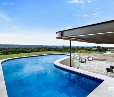 Luxury Living - Photo 3