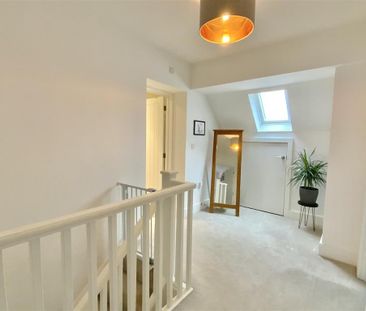 3 bedroom semi-detached house to rent - Photo 2