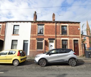2 Bedroom Terraced House - Photo 1