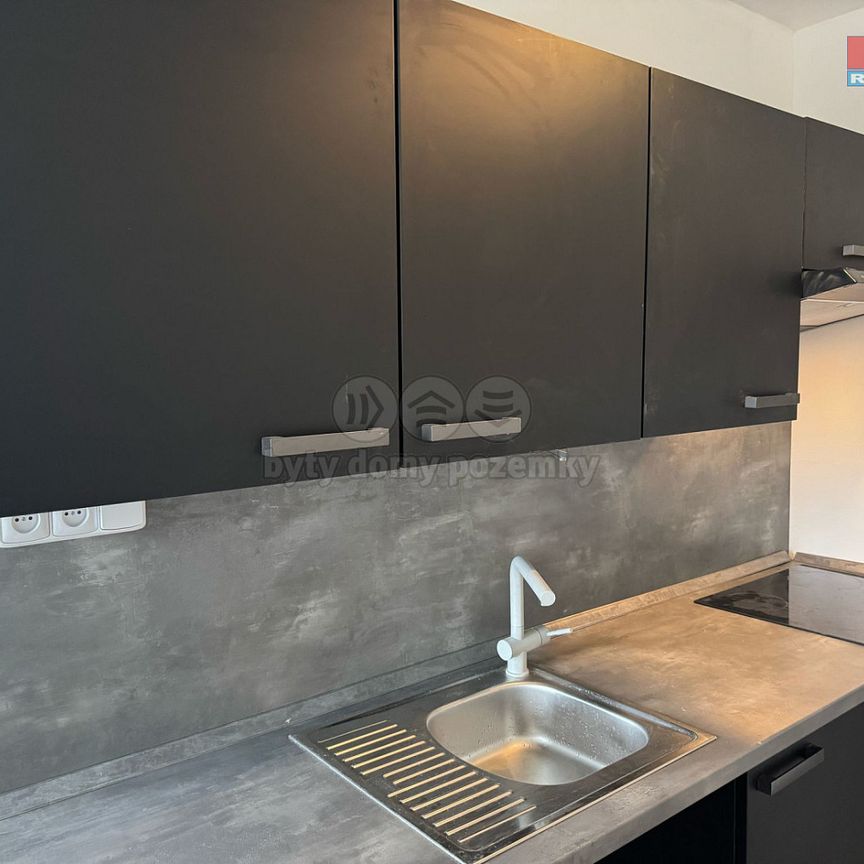 Pronájem bytu 3+1 72 m² - Фото 1