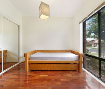 25 Bossington Street, Oakleigh South - Photo 3