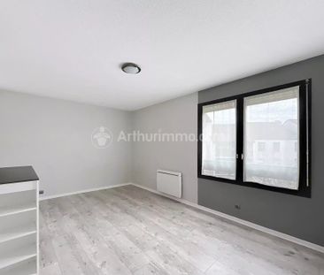 Location Appartement 2 pièces 46m² CHAMALIERES 63400 - Photo 1