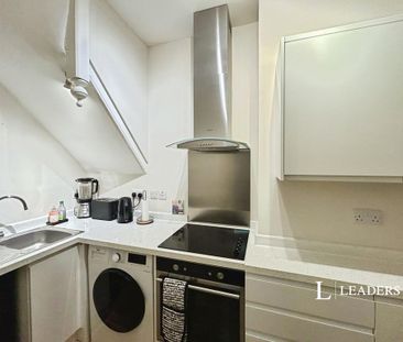 1 bedroom apartment to rent - Photo 1