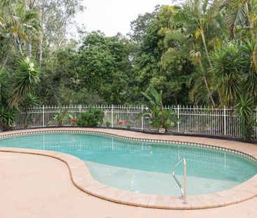 townhouse built for comfort and convenience - Photo 1