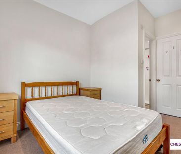 3 bedroom flat to rent - Photo 6