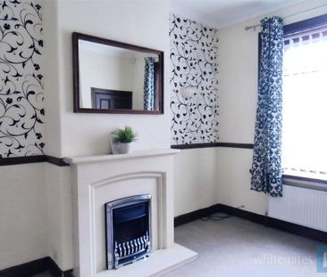 2 bedroom terraced house to rent - Photo 2