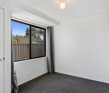 Charming family home. - Photo 1