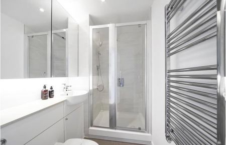 2 Bed Flat, Warner House, SE13 - Photo 5
