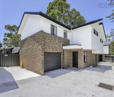 Brand new three bedroom townhouse with ducted air conditioning - Photo 6