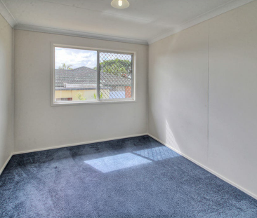 Quality Living, Superb Location - Photo 4