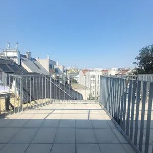 Ihr neues Zuhause über den Dächern von Penzing - Photo 1