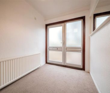 4 bedroom detached house to rent - Photo 5