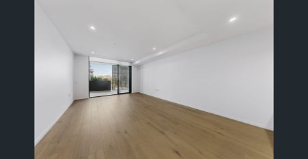 Stunning Brand-New Luxury Apartment - Resort-Style Living - Photo 2