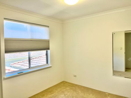 13/22 Geddes Street, Victoria Park WA 6100 - Townhouse For Rent | Domain - Photo 5