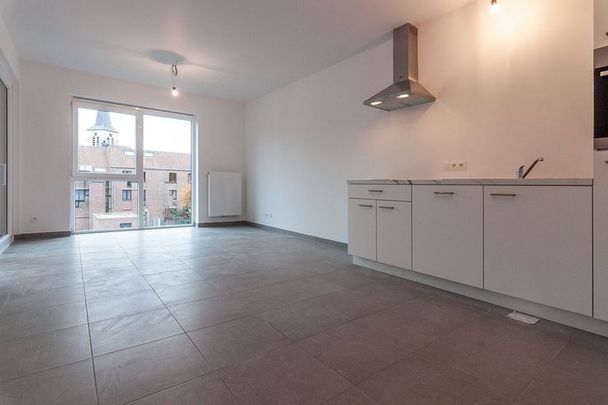 Appartement te huur - Photo 1