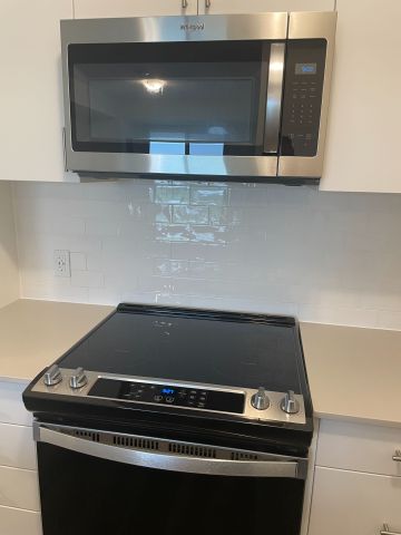 For Lease - 3220 William Coltson Avenue Unit# 1002, Oakville, Ontario - Photo 4