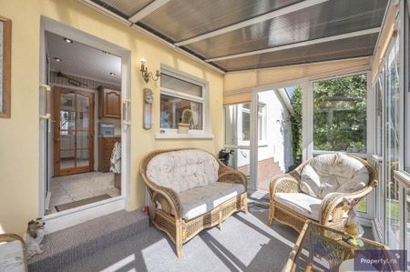 11 Ashley Gardens, Armagh, BT60 1HF - Photo 2