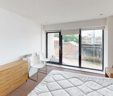 2 bedroom apartment to rent - Photo 6