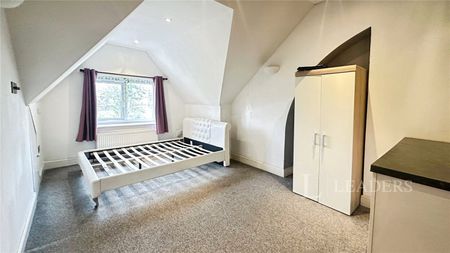 1 bedroom studio to rent Brantwood Road, Luton, Bedfordshire, LU1 - Photo 3