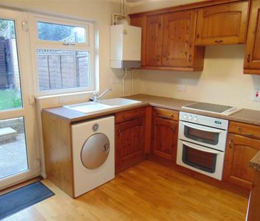 2 bedroom terraced house to rent - Photo 5