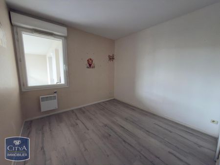 Location Appartement 3 pièces 66m² BRIVE LA GAILLARDE 19100 - Photo 2