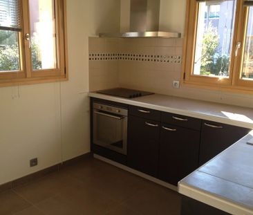 Location Appartement 1 pièce 30m² SALLANCHES 74700 - Photo 2