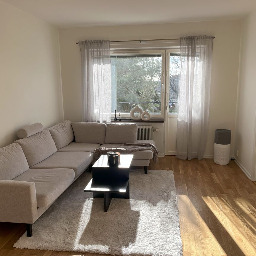 Lidköpingsvägen, Johanneshov - Photo 1