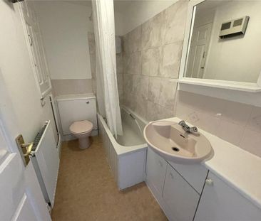 2 bedroom terraced house to rent - Photo 6