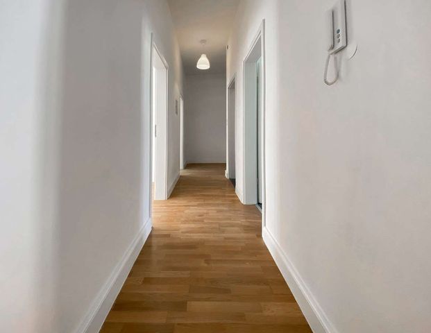 KL - Nähe Klinikum, 4 ZKB, neue EBK, Tageslichtbad, *ERSTBEZUG NACH RENOVIERUNG* - Photo 1