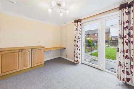 Masefield Crescent, Burton-On-Trent DE14 2SG - Photo 3