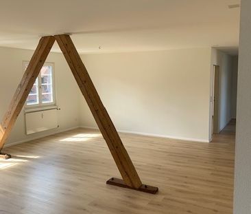 3.5-Zimmer-Maisonette-Wohnung mit grosser Panorama-Terrasse - Photo 1