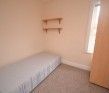 3 Bed - Pitcroft Avenue, Reading - Photo 4