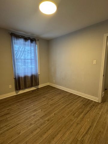 For Lease - 1467 Oxford Street, Oshawa, Ontario - Photo 5