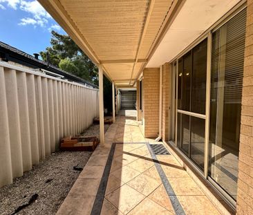 4x2 In Glen Iris! - Photo 3