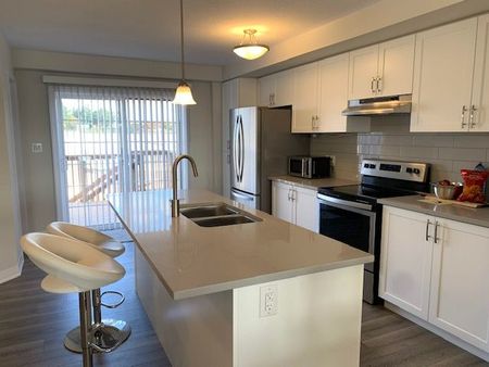 For Lease - 35 Sportsman Hill Street, Kitchener, Ontario - Photo 5