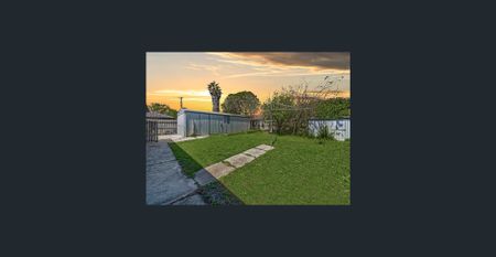 Charming home in Cranbourne West - Photo 4