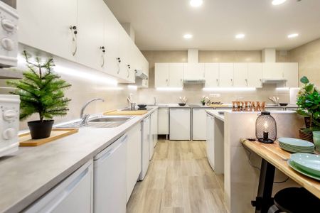 Calle del Puerto de Canfranc, Madrid, Community of Madrid 28038 - Photo 5