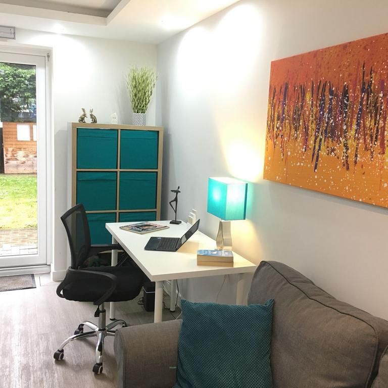 1 bedroom in a house share to rent - Photo 1