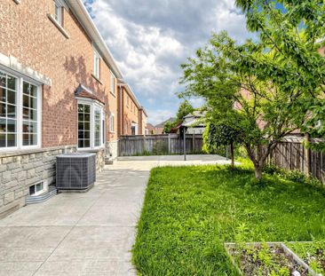 For Lease - 25 Shorten Place, Ajax, Ontario - Photo 4