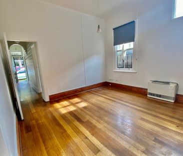 HOME IN THE HEART OF RICHMOND - Photo 3
